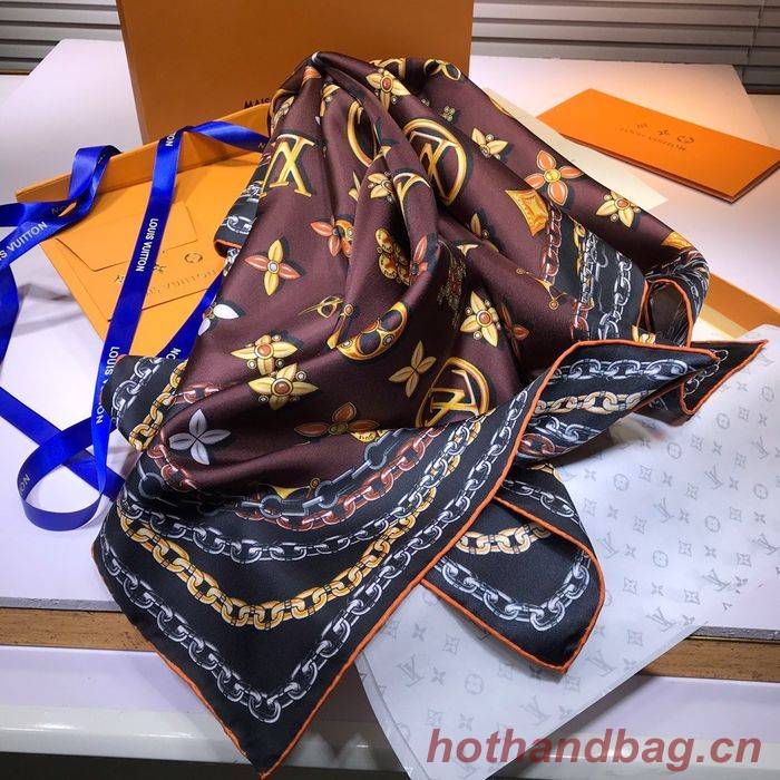 Louis Vuitton Scarf LVS00118